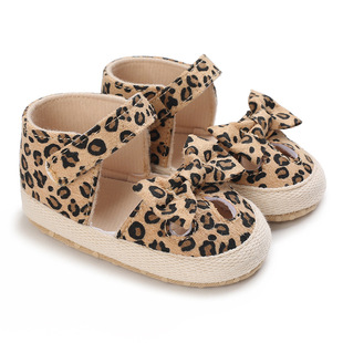 Spring and autumn 0-1 year old baby hollow soft sole princess shoes