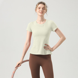 2025 Yoga Suit with Chest Mat Women's Short-sleeved Summer Pilates Training Fitness Top Professional Running Sports T-shirt for Women