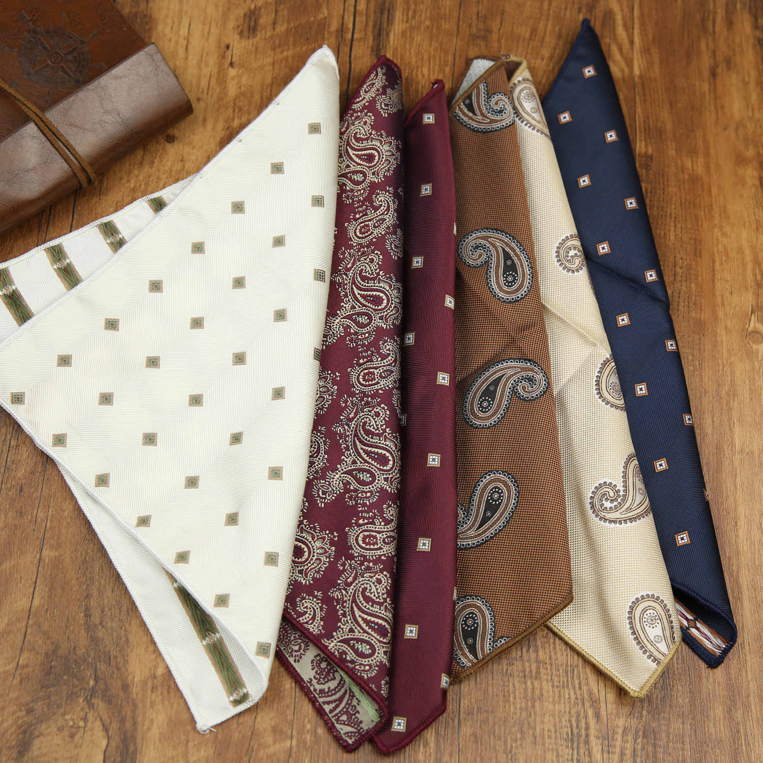 Factory Wholesale Vintage Formal Men's Suit Pocket Square Groom Groomsman Handkerchief Chest Towel Suit Accessories