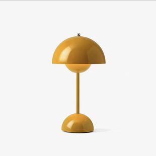 Danish Traditino Bud Table Lamp Vp3 Lamp Scandinavian Classic Retro Color Modern Bedroom Wedding Room Table Lamp