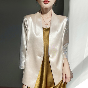 Spring and Summer New Comfortable Draped Silky Satin Shell Buckle Cardigan Women's V-neck Knitted Seven-point Sleeve Outer Fashion