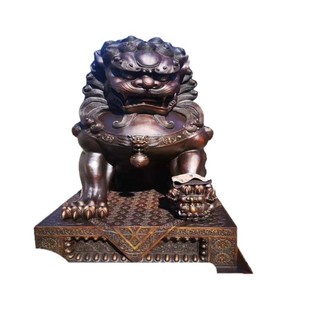 Large cast copper lion sculpture bank door European style HSBC climbing lion Beijing palace door copper lion Chinese lion ornaments