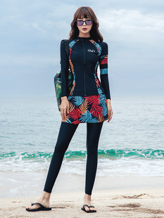 South Korea 2025 New Diving Suit Women Long Sleeve Swimwear Conservative Sun Protection Sports Surf Jellyfish Suit Cross Border Swimsuit