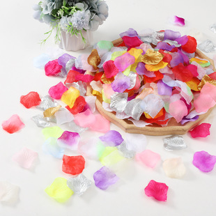 Simulation non-woven rose petals birthday Valentine's Day confession manufacturing romantic wedding room hand-scattered flowers decorative layout