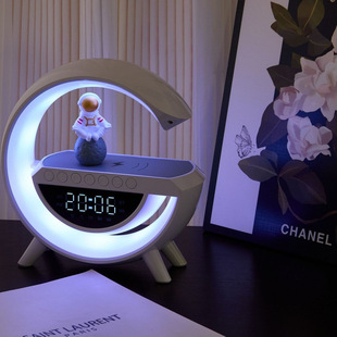 Беспроводная зарядка, звуковой свет Bluetooth, большой объем, высокая стоимость, чтобы отправить мальчикам подарки на день рождения