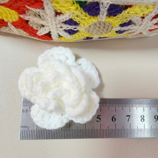 5CM wool flower decoration handmade hook three-layer flower flower handmade wool crocheted diy