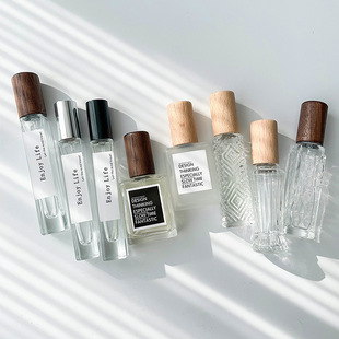 Perfume Bottling High-end Portable 10 ml 5 Small Sample Bottle Press Bottle Glass Spray Replacement Bottle Wooden Cap Empty Bottle