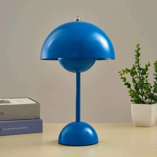 Flower Bud Table Lamp Danish Simple Modern Book Room Night Light Internet Celebrity Bedroom Bedside USB Rechargeable Small Table Lamp
