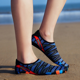 New Outdoor Beach Shoes for Diving, Snorkeling, Wading and River Swimming Shoes, Surfing, Non-Slip Barefoot Casual Shoes and Socks for Men and Women