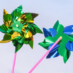 Explosive net red plastic windmill micro-business push-sweep code small gift toys children windmill wholesale stall supply