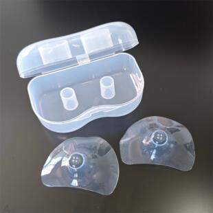 Factory Own Mold high quality Feeding Nipple Protective Cover Silicone Anti-bite Breast-feeding Auxiliary Artifact Ultra-thin Milk Shield