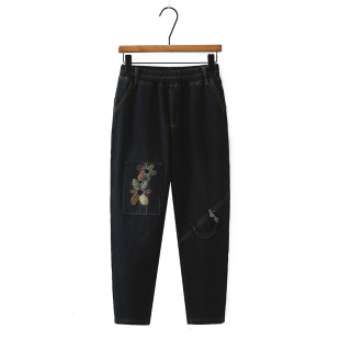 2024 Winter fleece-lined Jeans plus size Women's Pants Embroidered Stretch Slim Cropped Pants Fat Sister Thickened Harlan Pants 053