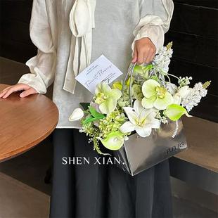 LN suit Designer Combing Shadow Portable Artificial Flower Decoration Fake Flower Living Room Decoration Creative Valentine's Day Birthday Gift
