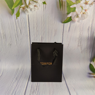 Big Brand Lipstick Perfume Cosmetic Bag Wholesale Paper Bag Hand Bag Gift Bag Lipstick Bag Perfume Bag