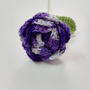 Wholesale creative handmade wool knitting bouquet gradient home decorations crochet knitting imitation flower roses