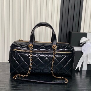 Guangzhou Top Version 25A New Style Small Fragrant Black Oil Wax Leather Double C Bowling Chain Satchel Shoulder Crossbody Women's Bag