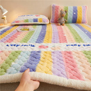 Milk velvet mattress thickened thermal three-piece bedspread mattress student dormitory mattress mattress mattress mattress mattress