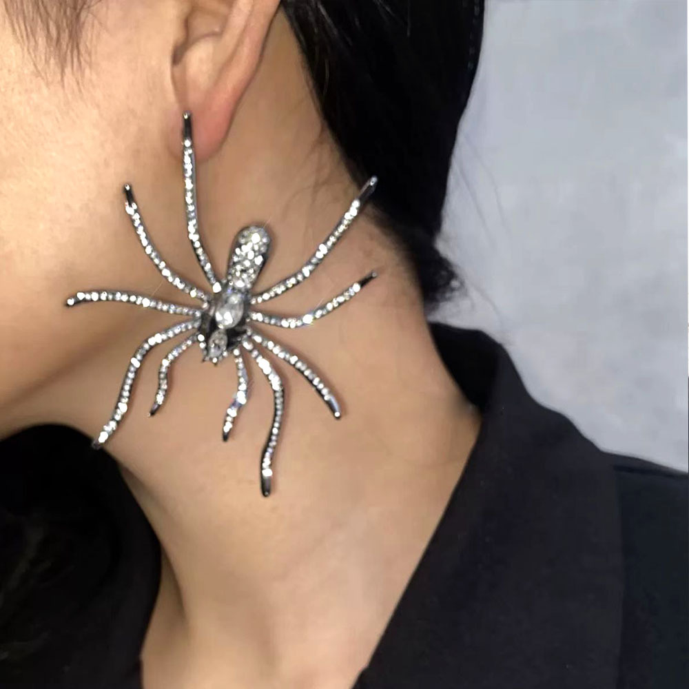 European and American Exaggerated Design Diamond-Encrusted Large Spider Earrings for Women, Internet Celebrity Dark Quirky Party Style, Sweet and Cool Personality Earrings