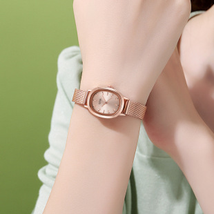 GEDI GEDI Oval Design Sense Mesh Chain Women's Watch Small Green Watch Simple Elegant Commuter Quartz Watch for Women