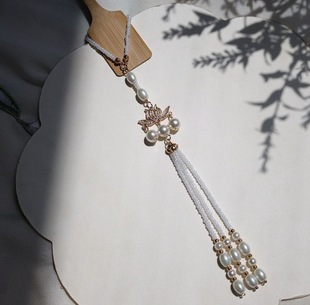 Spring Style Small Fresh Cheongsam Pressed Lapel Tea Clothes Han Dynasty Retro Elegant Accessories Long Tassel Pendant Pressed Lapel Brooch Versatile