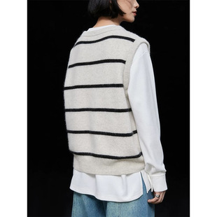 Striped Knitted Vest Women's 2024 Autumn New Sleeveless Sweater with Wool Crewneck Vest for Hair