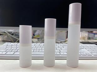 Manufacturer's Ready Stock Wholesale Air Pump Vacuum Bottle Dispensing Bottle Frosted Toothpaste Bottle Pp Lotion Bottle Spray Press Bottle