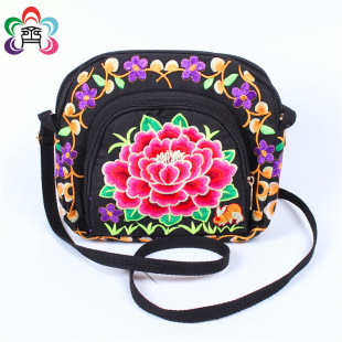 New Yunnan Ethnic Style Embroidery Bag Women's Embroidery Three-Layer Zipper Shoulder Bag Change Mobile Phone Bag
