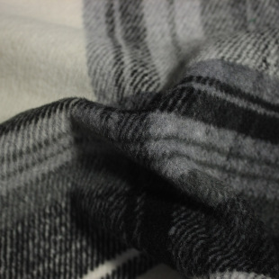 Single-sided woolen large plaid brushed woolen fabric autumn and winter coat clothing fabric manufacturers spot wholesale