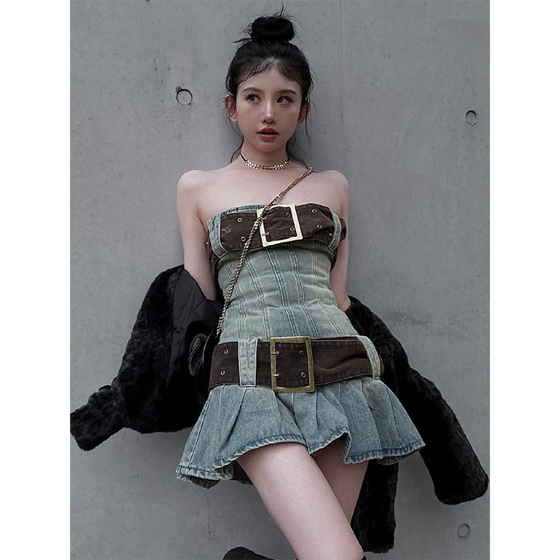 New Spring and Summer Hot Girl American Retro Tube Top Denim Dress Pure Desire One-Shoulder Hot Girl Pleated Skirt
