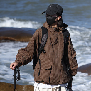Lucky Deer couple fashion plaid hooded functional windbreaker outdoor mountaineering windproof large pocket single layer jacket