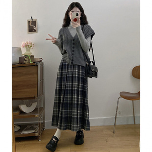 plus size Sweater suit 2024 Fall/Winter New High Neck Backing Shirt Knitted Vest Plaid Skirt Two-Piece Set