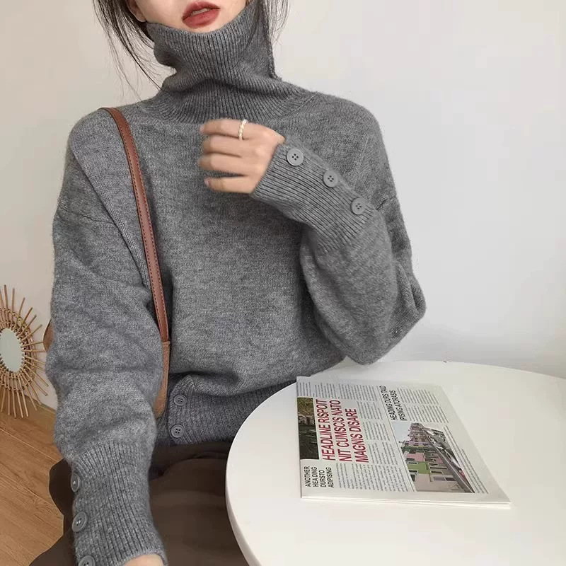 Gray turtleneck sweater for women, autumn and winter inner wear, loose and relaxed style, pullover with a ruffled collar, knitted base layer