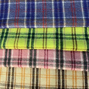 New version autumn and winter in stock wholesale yarn-dyed smooth wool plaid woolen fabric coat plaid fabric Keqiao fabric
