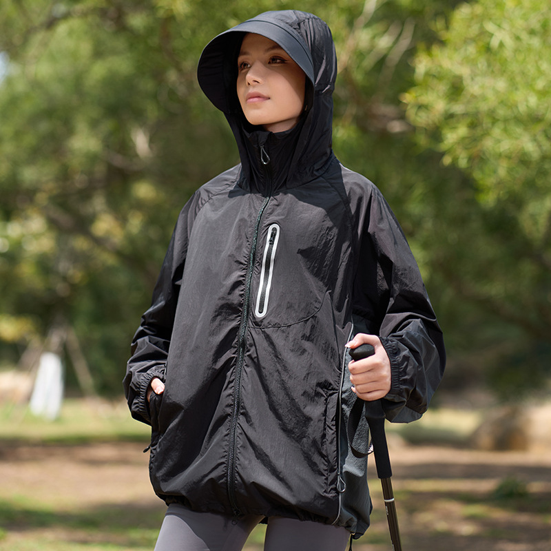 American-Style Mountain Series Sun Protection Clothing for Men and Women, Summer 2025 New Uv-Resistant Outdoor Thin Jacket, Loose Fit