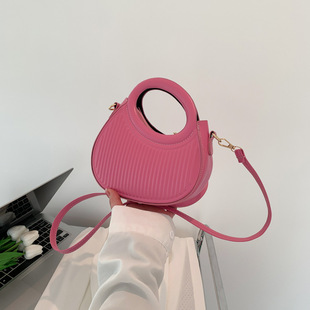 Niche Design Handbag Women's 2024 New Trendy Fashion Explosive Crossbody Bag High-end Shoulder Handbag