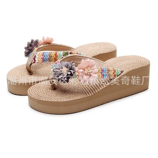 2024 new ethnic style flower muffin flip flops Hainan Sanya holiday seaside beach fashion sandals
