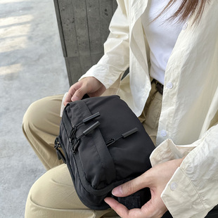 Simple Casual Shoulder Bag Oxford Cloth Wide Shoulder Strap Large Capacity Crossbody Bag Men's and Women's Commuter Bag Summer New in Stock