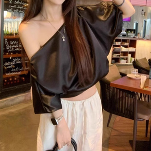 French High-End Acetate Satin Slanted Shoulder Puff Sleeve T-Shirt Women's Summer Slim and Versatile Off-Shoulder Short Top