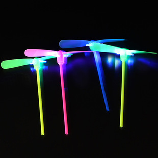 Luminous bamboo dragonfly flash bamboo dragonfly flying sky fairy toy stall hot sale luminous flash toy wholesale
