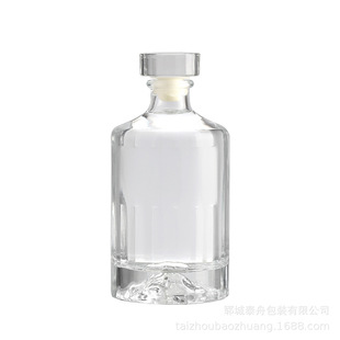 Manufacturers a Lot Wholesale Cylindrical Transparent Glass Foreign Wine Bottle Creative Brandy Glass Empty Wine Bottle