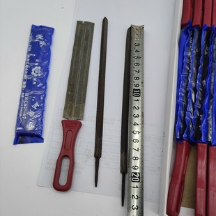 Flat file triangle file multifunctional sharpener triangle file ground stall 2 yuan shop woodworker file hardware tools