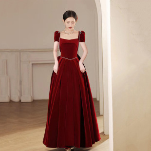 wine red Velvet Toasting Dress Bride Escape Princess 2024 New Long Sleeve Engagement Wedding Evening Dress Female Back Door