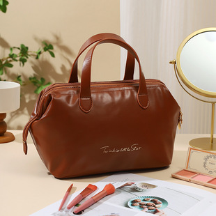 2024 New French Style Light Luxury Portable Cosmetic Bag Travel Portable High-value Large Capacity Cosmetic Storage Bag