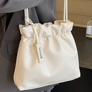 Cloud Underarm Bag Women's 2024 New Summer All-match Large Bag Shoulder Bag Women's Large Capacity Tote Women's Bag