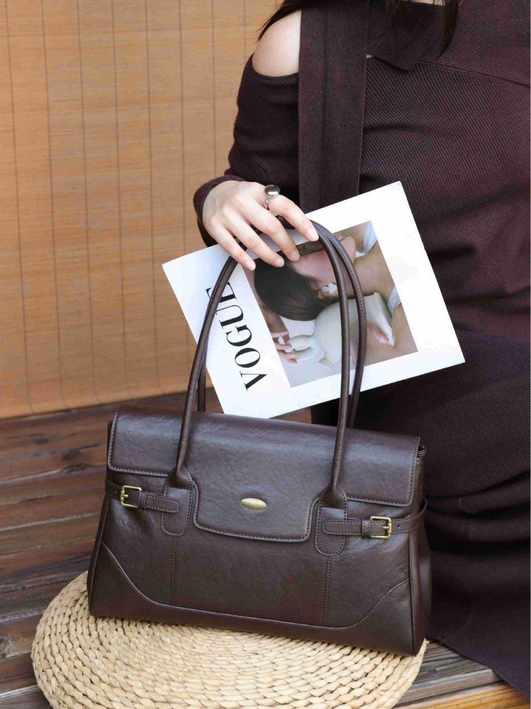 Genuine leather versatile shoulder/underarm bag, made of top-grain vegetable-tanned cowhide, large capacity, stylish handbag/tote bag.