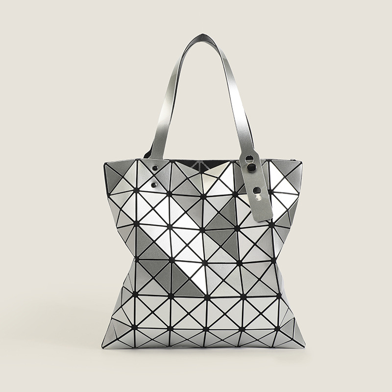 2025 Spring/Summer New Large Capacity Commuter Women's Bag Tote Geometric Diamond Fashion Handbag Underarm Bag