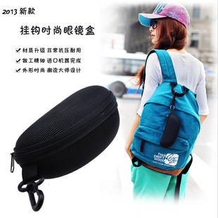 Factory wholesale classic hook sunglasses box Black portable zipper anti-pressure Eva glasses box