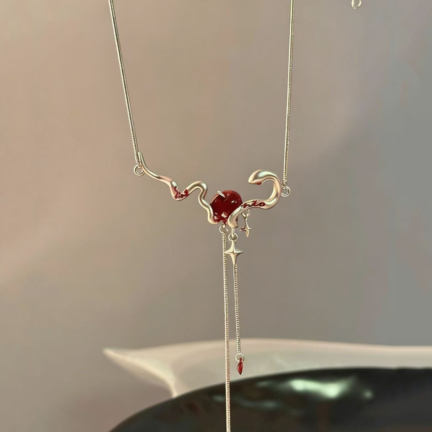 New Style Red Apple and Snake Minimalist Clavicle Chain Pendant, Light Luxury High-End Niche Design, Non-Fading Necklace for Women