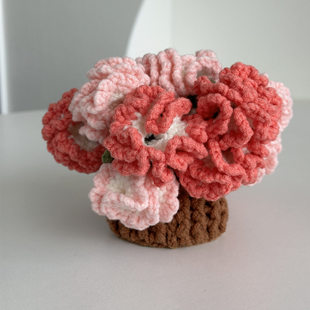 Finished Hand-Crocheted Strawberry Coaster Small Bouquet Office Woolen Knitted Handmade Dining Table Insulation Mat Gift