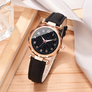 Korean Style New Fashion Foreign Trade Trend Women's Casual Watch Simple Belt Wristwatch Quartz Watch Bracelet suit